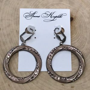 Anne Koplik Drop Hoop earrings - Pink (c1)